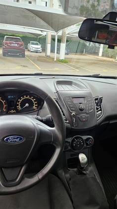 FORD FIESTA 1.5 S HATCH 16V FLEX 4P MANUAL FORD FIESTA 1.5 S HATCH 16V FLEX 4P MANUAL